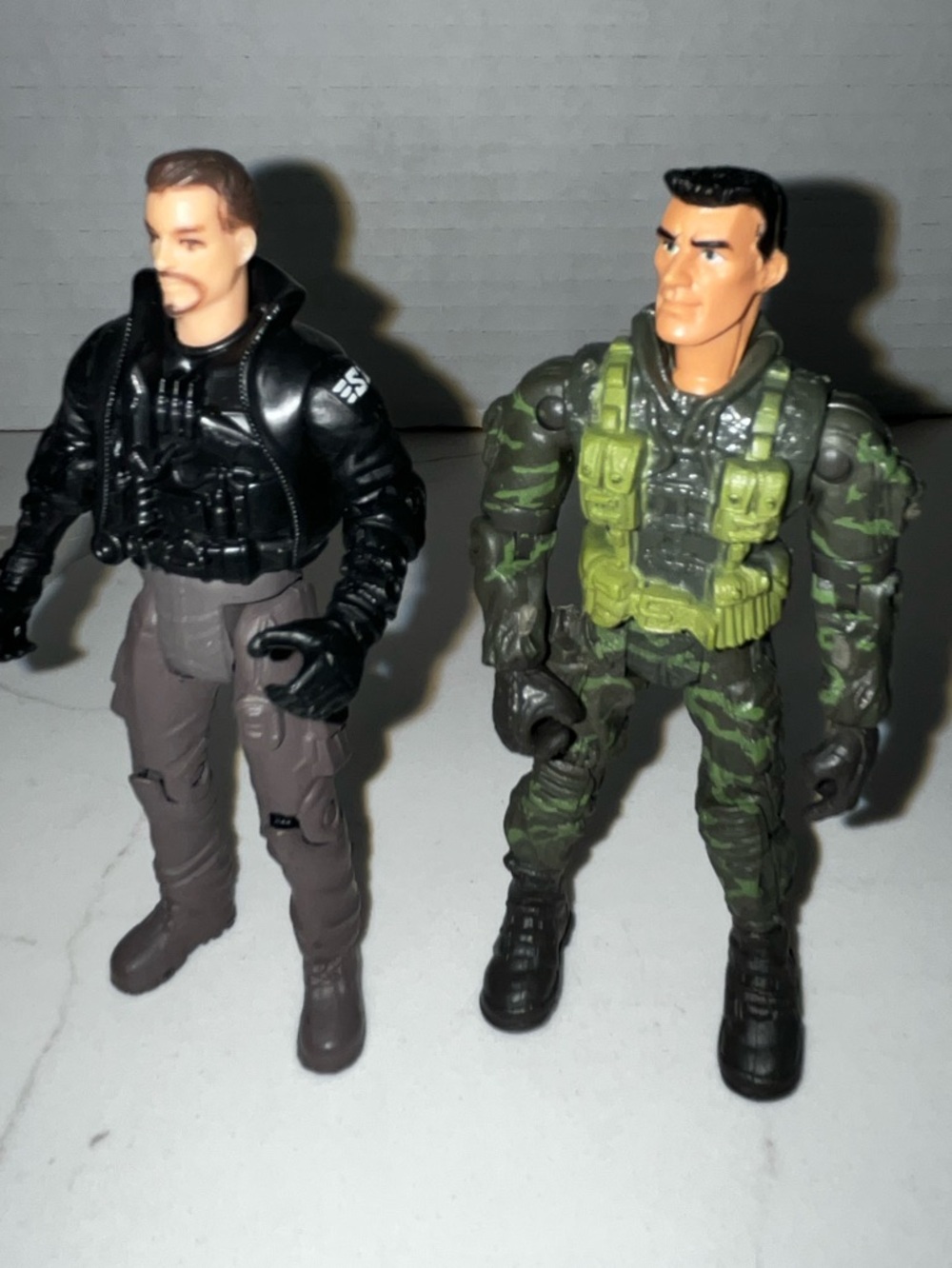 Chap Mei : (1) S1 Special Forces (1) 2003 Lanard Navy Seal Figure: SF Soldiers
